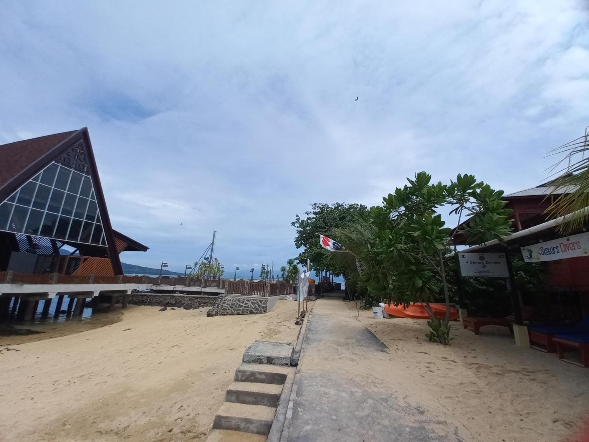 4 Sisters Divers Bunaken Eksteriør bilde