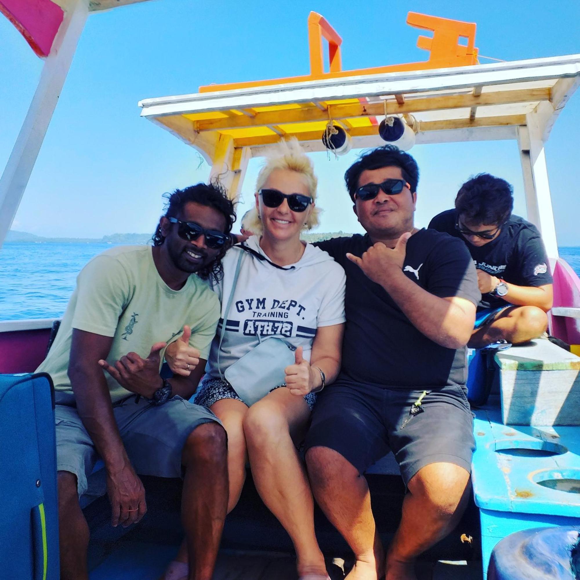 4 Sisters Divers Bunaken Eksteriør bilde