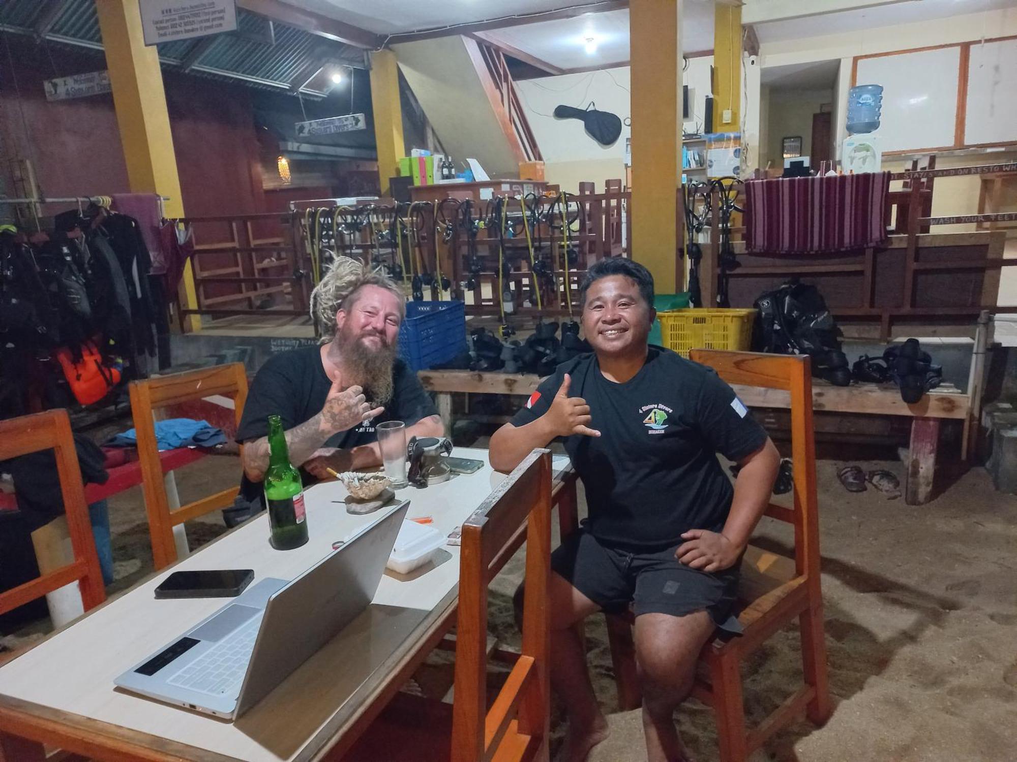 4 Sisters Divers Bunaken Eksteriør bilde
