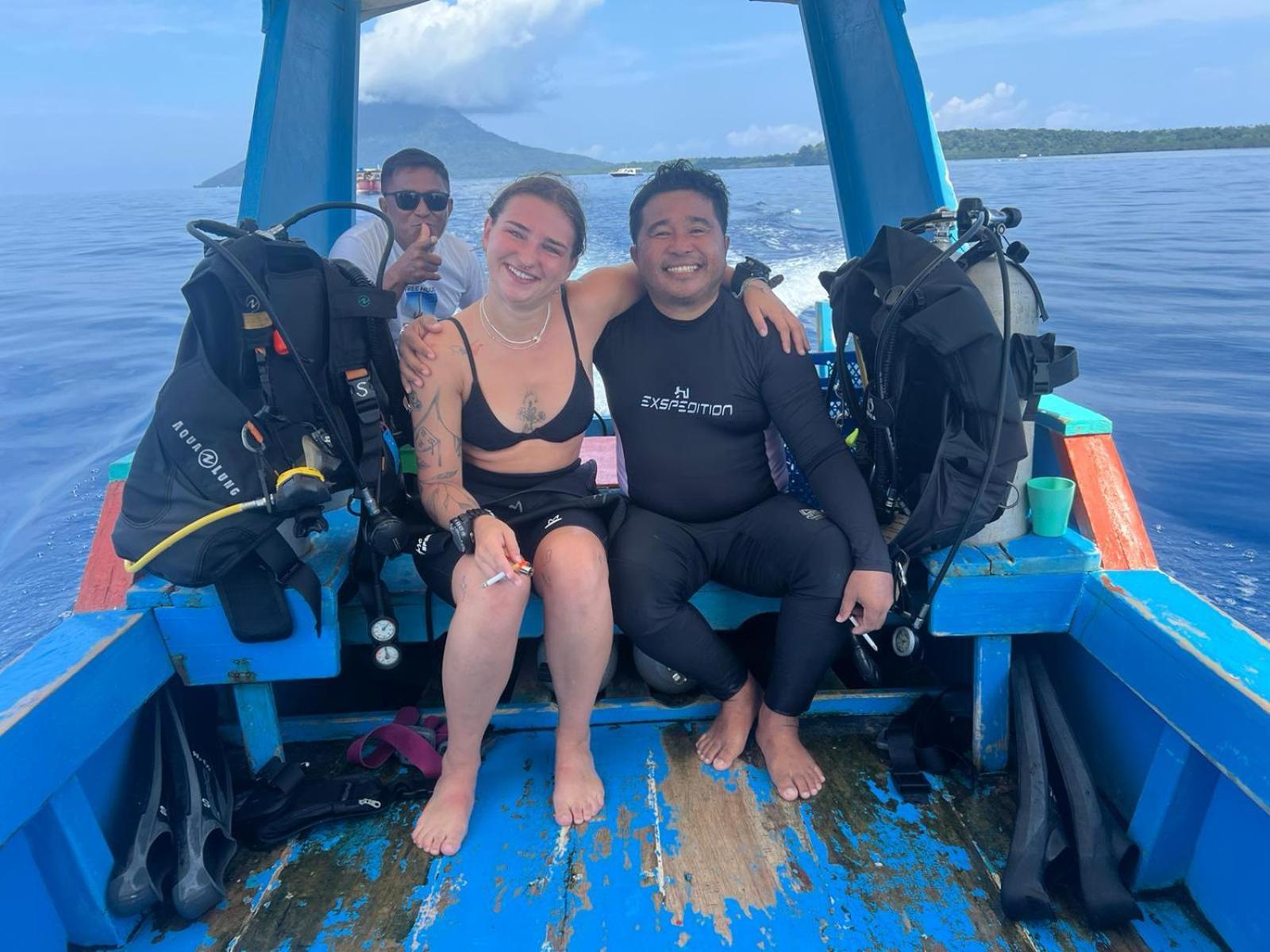 4 Sisters Divers Bunaken Eksteriør bilde